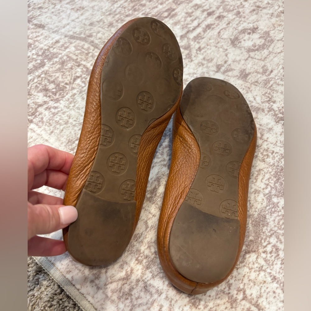 Tory Burch Ballet Flats (Revas) sz 6 Tan - Picture 9 of 10